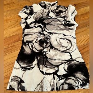 Vintage Express Black and White Flutter Sleeve Blouse